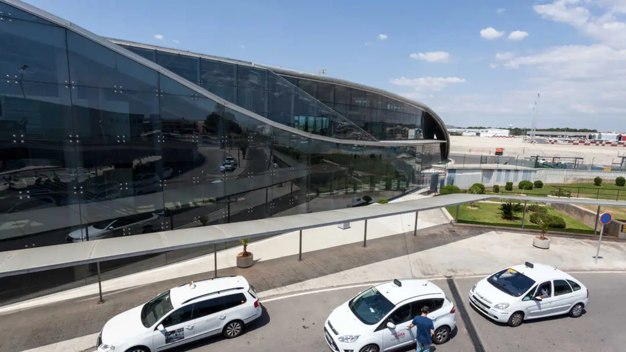 Taxis de Valencia en el aeropuerto