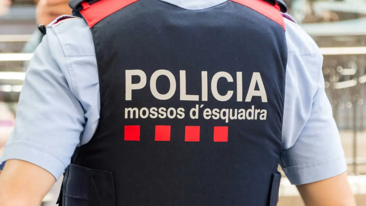 Mossos d&acute;Esquadra: Depositphotos