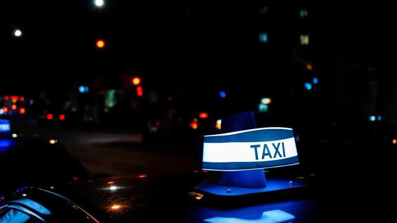 Luminoso de taxi. Imagen: Ayuntamiento de Calatayud