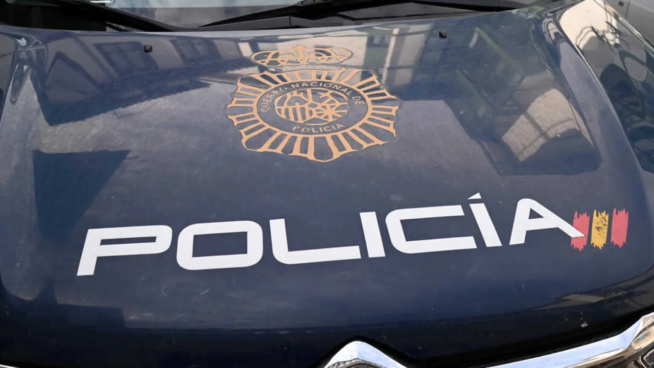 Polic&iacute;a Nacional. Imagen: Depositphotos
