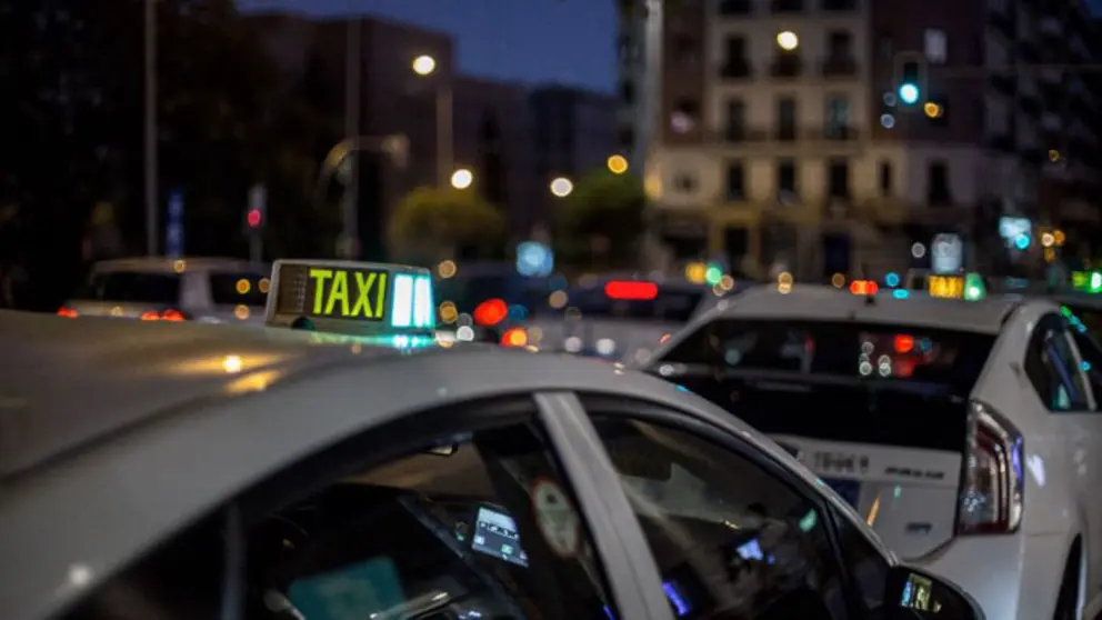 Taxi de Madrid por la noche