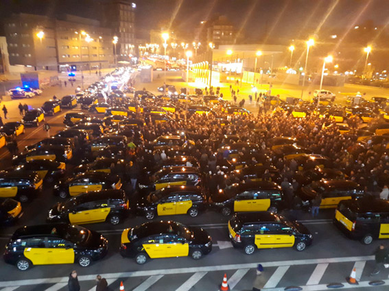 Los taxistas vuelven a tomar Barcelona