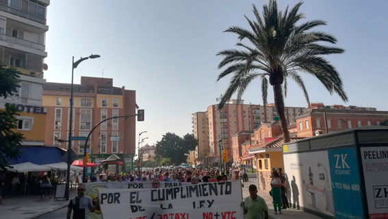 Taxistas de Málaga se concentrarán el lunes frente a Fomento