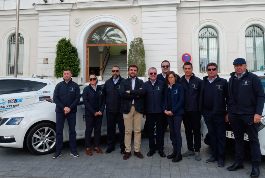 Uniformidad y app, la nueva imagen del taxi de El Puerto