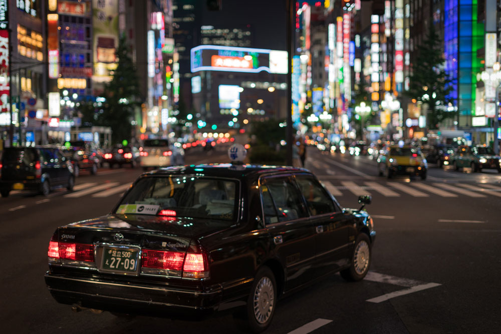 Tradición y futuro a bordo del taxi de Japón