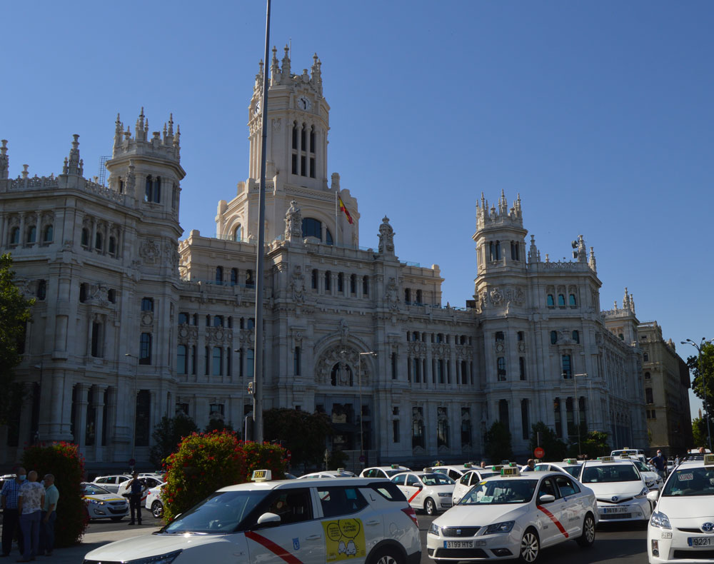 Admitidas a trámite las quejas de Taxi Project y FPTM contra el Ayto. de Madrid