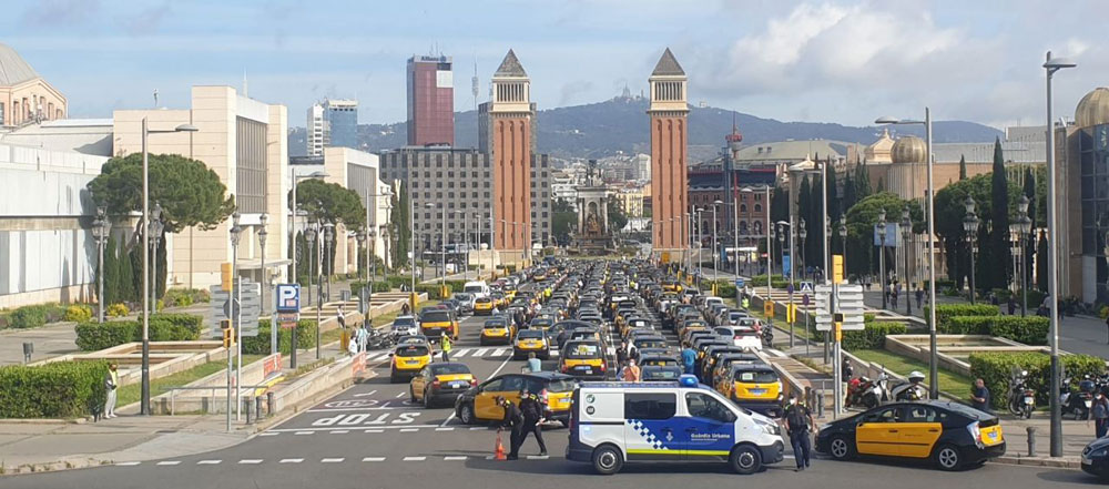 El taxi de Barcelona vuelve a echarse a las calles