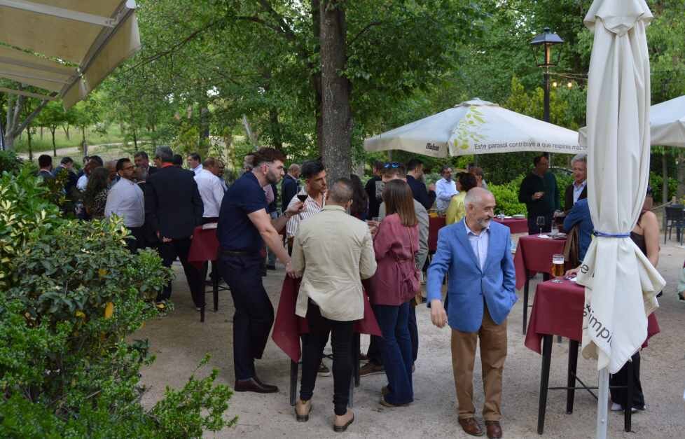 Al evento acudieron representantes de las organizaciones del taxi