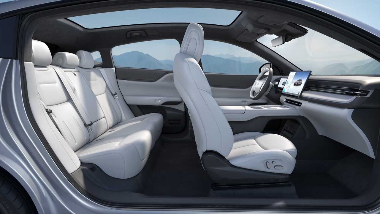 Interior del XPENG G6 para taxi
