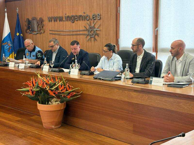 Jornada Insular del Intrusismo en el Taxi en Gran Canaria